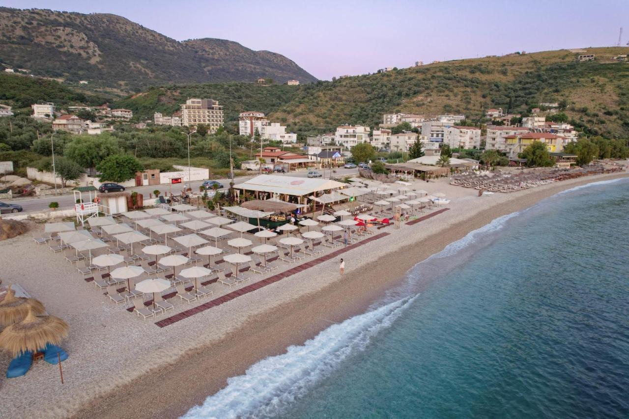 Rapo'S Resort Hotel Himare Exterior photo