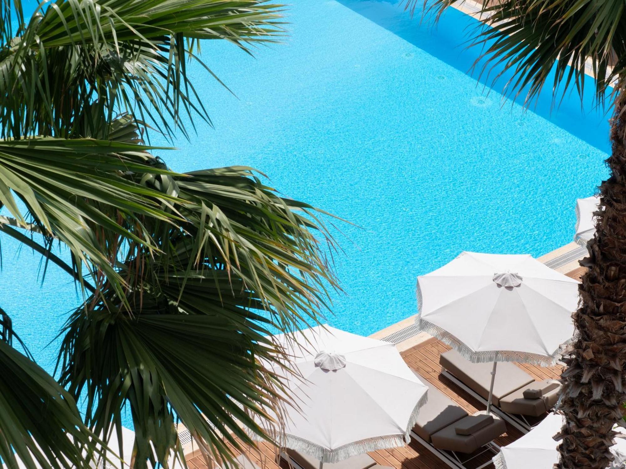 Rapo'S Resort Hotel Himare Exterior photo